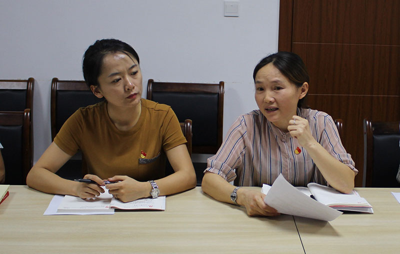 區(qū)城建投公司黨支部“不忘初心、牢記使命”主題教育讀書(shū)班正式開(kāi)班并進(jìn)行第一次集中研討