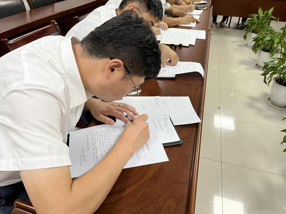 城建投公司召開(kāi)全體員工大會(huì)暨安全生產(chǎn)、保密工作會(huì)議?